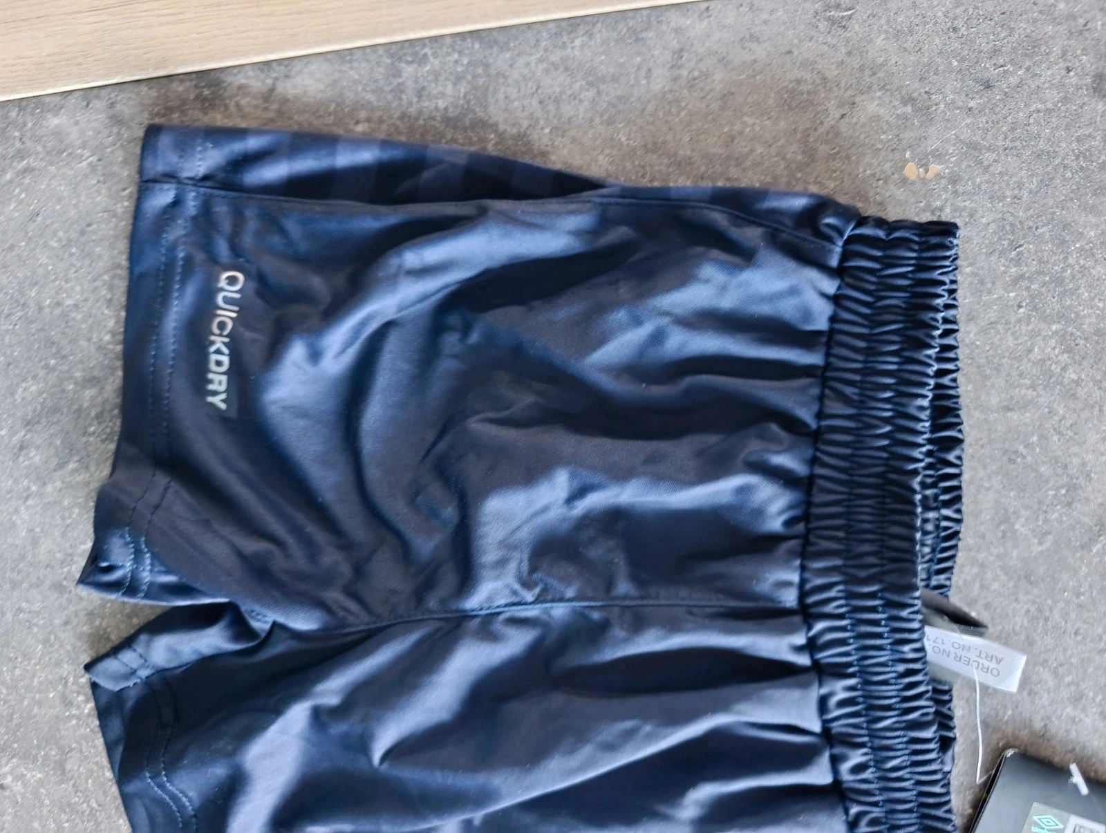 Umbro QuickDry navy blue kids' 116 5-6 years sports shorts – New with tag – photo 3